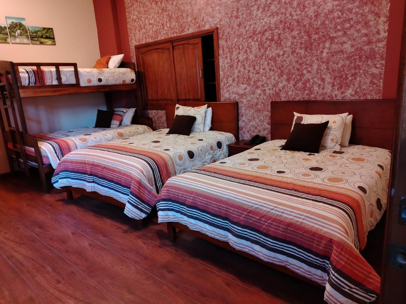 Hotel Pegasus Cuenca Extérieur photo