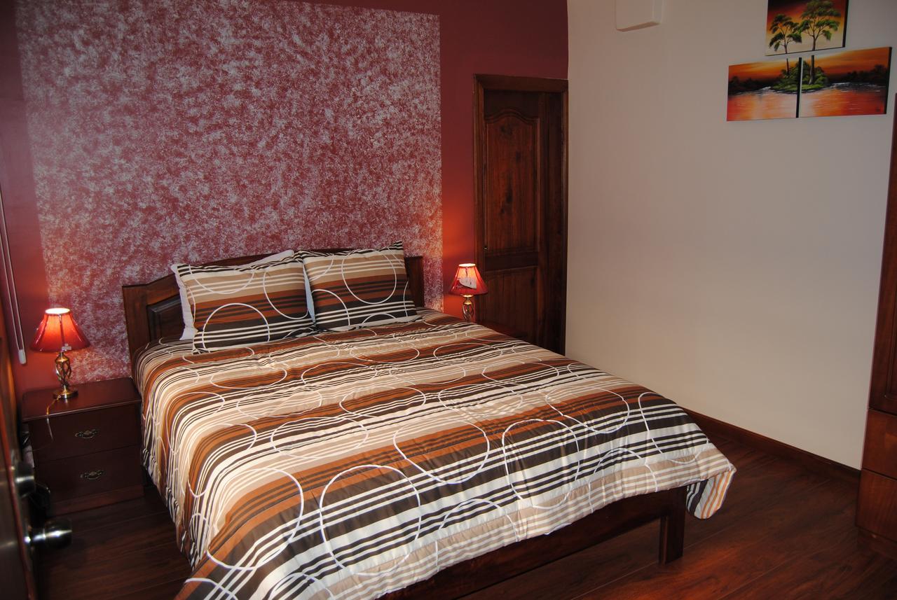 Hotel Pegasus Cuenca Extérieur photo