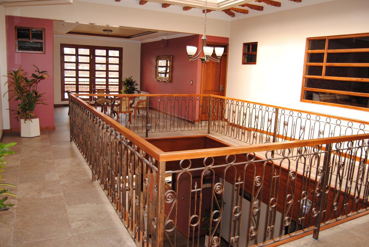 Hotel Pegasus Cuenca Extérieur photo