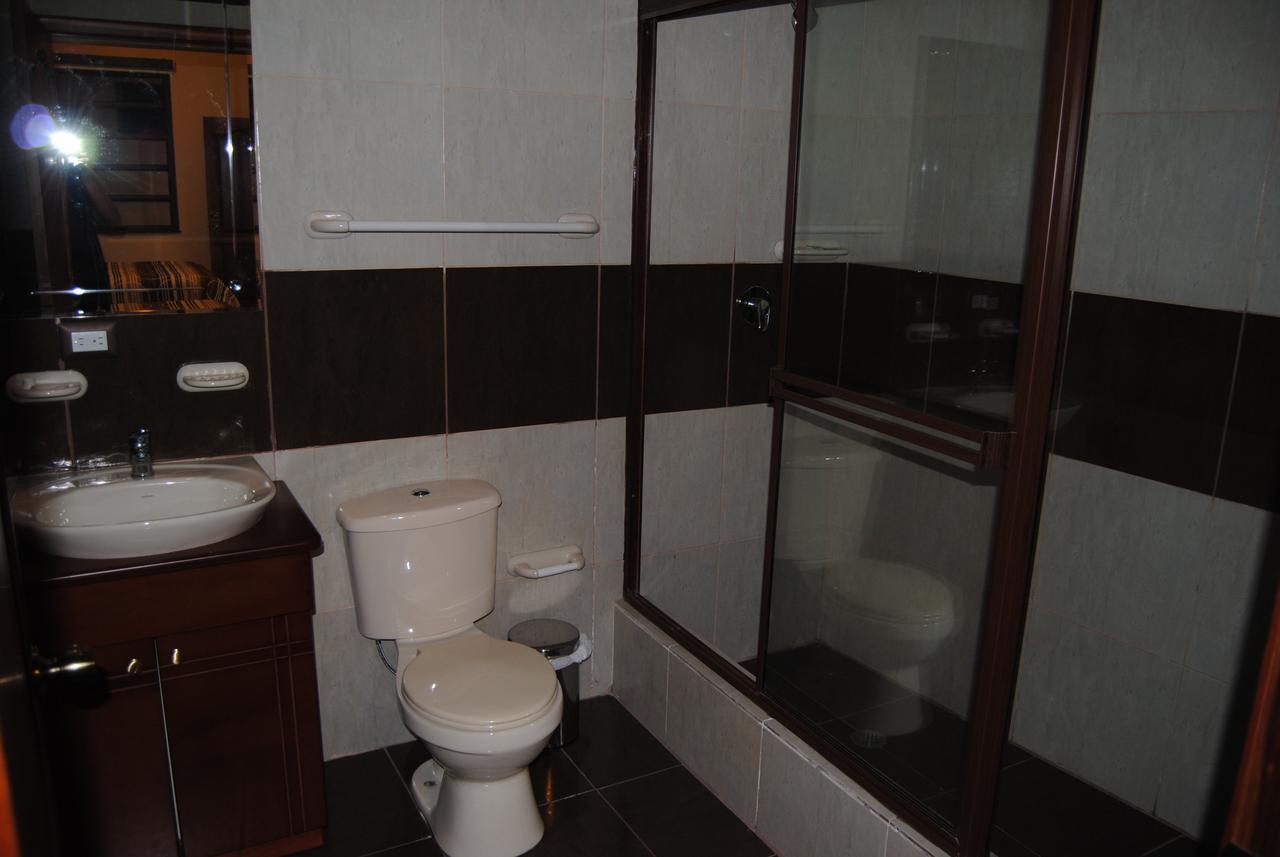 Hotel Pegasus Cuenca Extérieur photo
